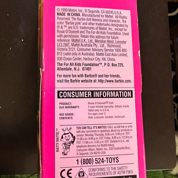1999 Rosie O’Donnell Barbie Collectible - NIB - Picture 6 of 9
